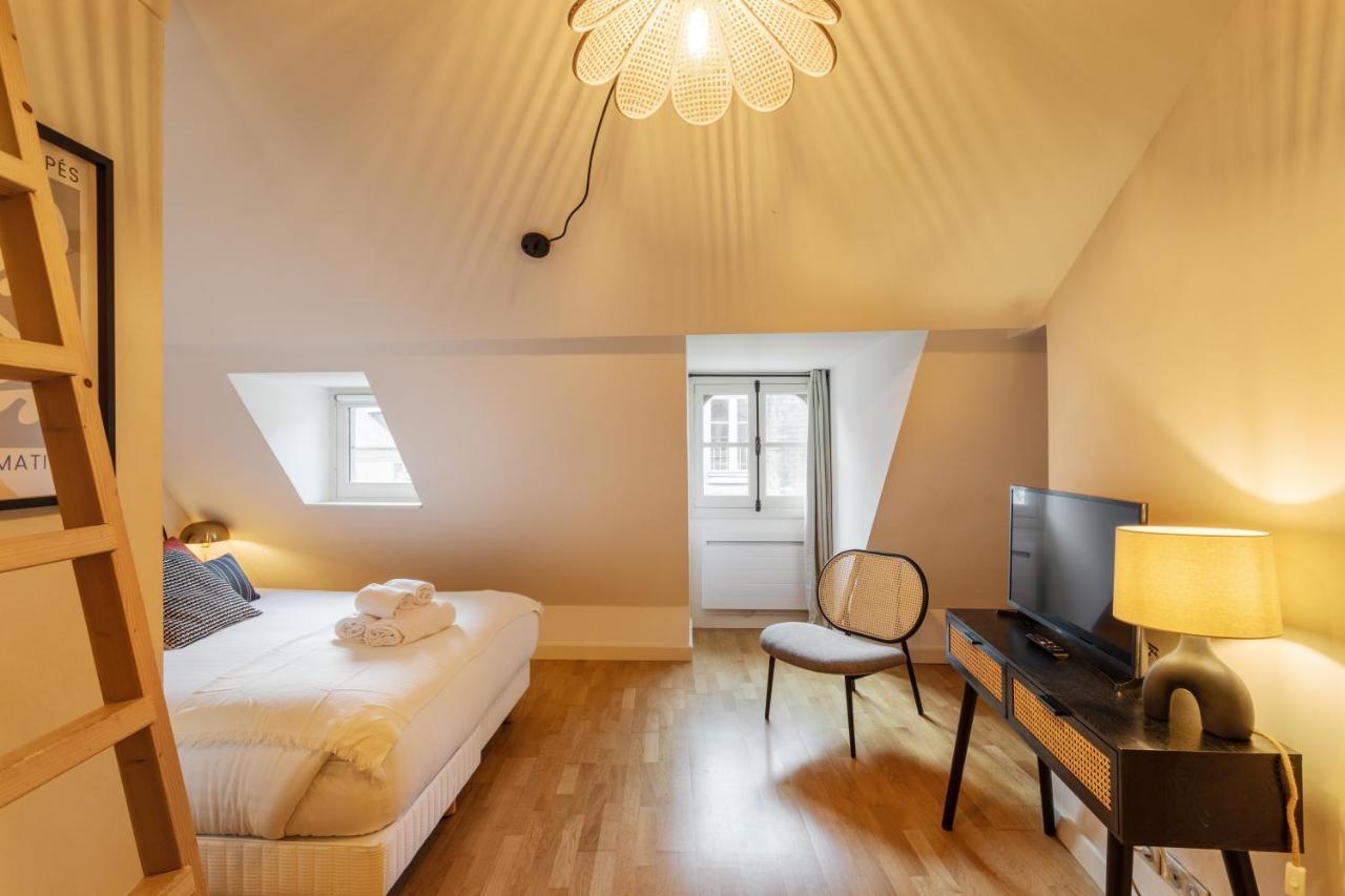 La Tourelle & L'Honore - 2 Appartements Dans Le Centre Historique De Rennes Exteriör bild